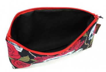 Preview: Necessaire Skulls